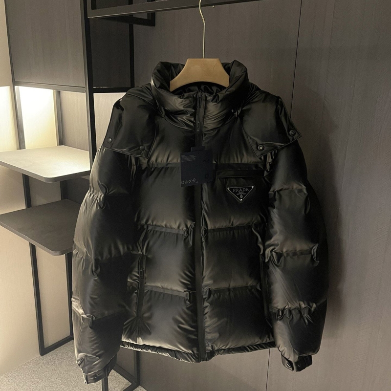 Pra*a down coat